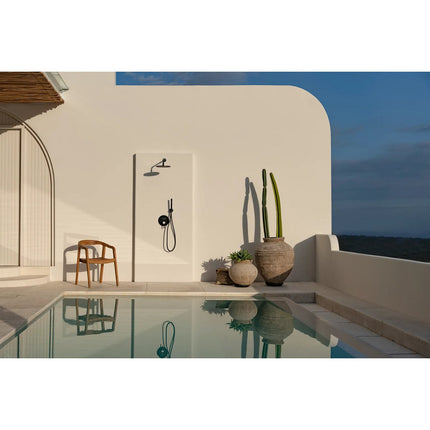 De Nihi Oka eetkamerstoel - buiten