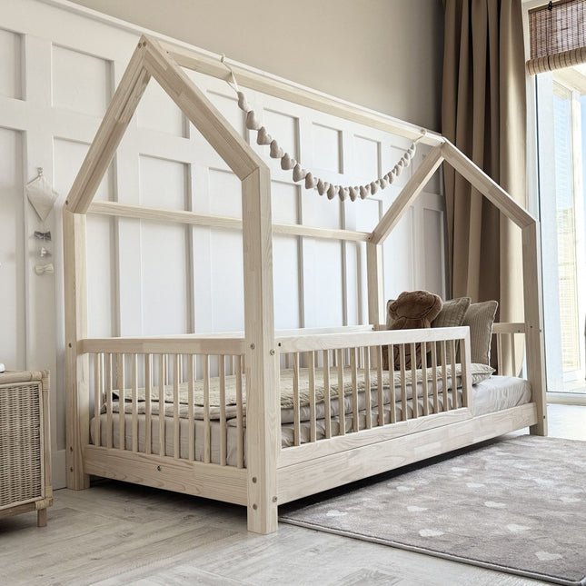 Woonhero bedhuis - Trynne - Naturel - Eenpersoonsbed 80x160 cm - Peuterbed