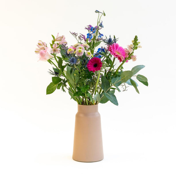 Boeket Sweetness | Bloemen in gemengde roze / blauwe kleuren - Ø 30 cm - ↑ 50 cm